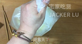超酥脆炸薯条，比肯德基的还好吃，小朋友们超爱，外脆内酥，简单美味，营养丰富。的做法步骤：7