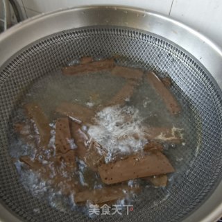 蒜香麻汁血豆腐的做法步骤：3