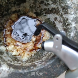 蒜香麻汁血豆腐的做法步骤：6
