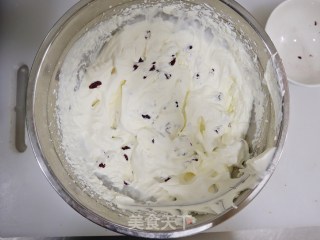 自制蔓越莓奶油冰激凌❗️（消耗淡奶油）口感顺滑，制作简单❗️的做法步骤：5