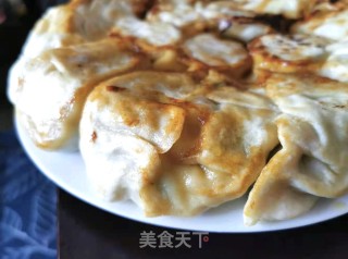 羊肉芫荽饺的做法步骤：12