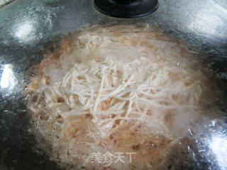五花肉茭白焖面的做法步骤：9