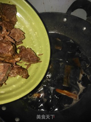 腐竹海带炖牛肉的做法步骤：7
