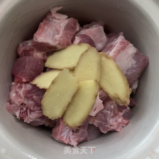 香菇焖排骨的做法步骤：5