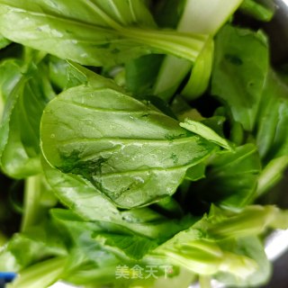 香辣鸡毛菜的做法步骤：1