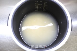 宝宝爱吃的胡萝卜饭团的做法步骤：1