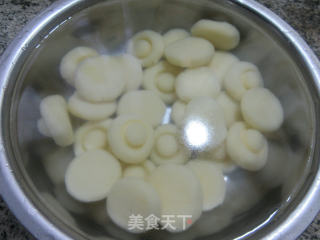 土豆仿蘑菇的做法步骤：15