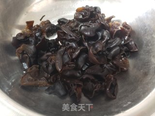 包菜粉条炒木耳的做法步骤：4