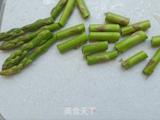 芦笋鸡蛋沙拉的做法步骤：6