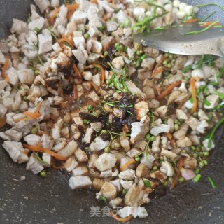 藤椒蒜苔肉酱的做法步骤：17