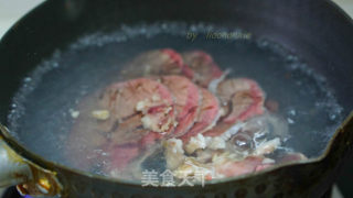 牛肉芦笋的做法步骤：3