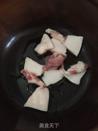 瘦肉炖山豆角干的做法步骤：7