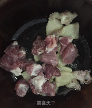瘦肉炖山豆角干的做法步骤：8