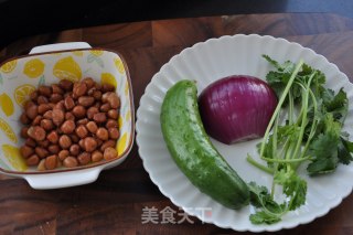 老醋花生米——胃口大开的简单小菜的做法步骤：1