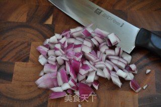 老醋花生米——胃口大开的简单小菜的做法步骤：2