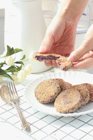 奶香全麦紫薯饼的做法步骤：8