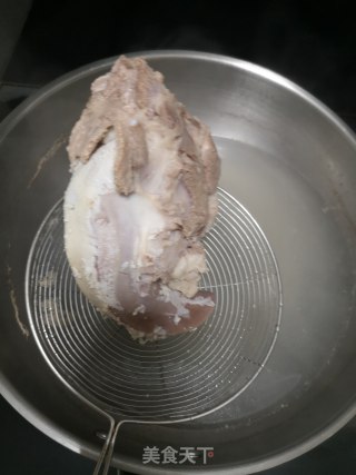 卤猪舌的做法步骤：1
