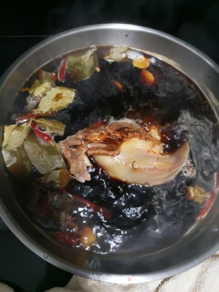 卤猪舌的做法步骤：5