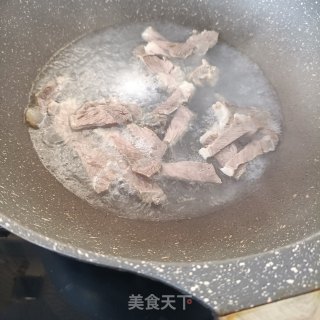 精肉拌马齿苋的做法步骤：8
