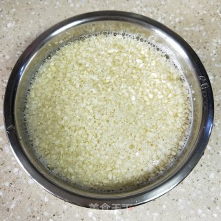酥炸金蒜蓉的做法步骤：5