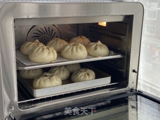 洋葱猪肉大包子，家常做法简单好吃！全家都很喜欢吃的做法步骤：6