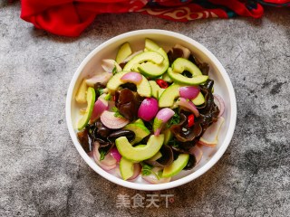 洋葱木耳拌酥瓜的做法步骤：12