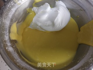 戚风纸杯小蛋糕的做法步骤：9