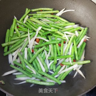 泡姜炒豆角的做法步骤：7