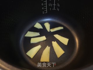 电饭锅盐焗鸡的做法步骤：3