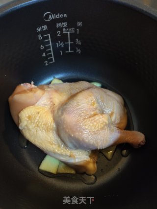 电饭锅盐焗鸡的做法步骤：5