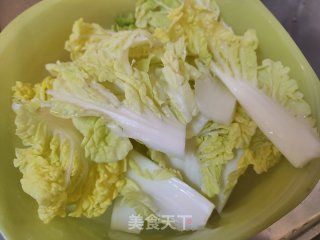 白菜鸡红汤的做法步骤：1