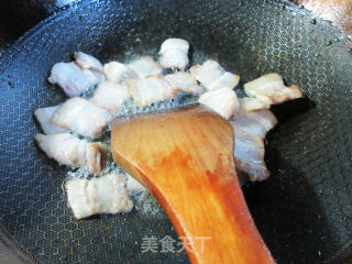 青线椒炒五花肉的做法步骤：3