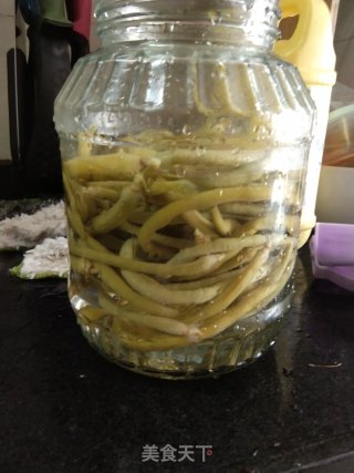 腌制酸豆角！的做法步骤：6