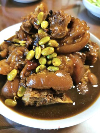 毛豆焖猪手的做法步骤：8