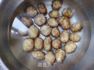 香辣小土豆的做法步骤：1