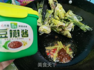 酱烧黄颡鱼的做法步骤：2