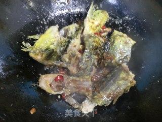 酱烧黄颡鱼的做法步骤：4