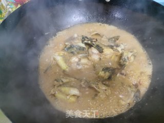 酱烧黄颡鱼的做法步骤：7