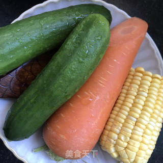 蟹肉棒紫菜包饭的做法步骤：2