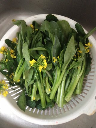 煮油爆炒甜菜心❤️的做法步骤：1