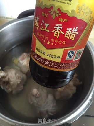 萝卜筒骨汤的做法步骤：3