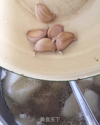 萝卜筒骨汤的做法步骤：8