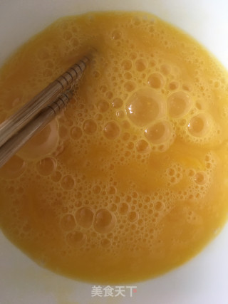 虾仁火腿蒸蛋的做法步骤：1
