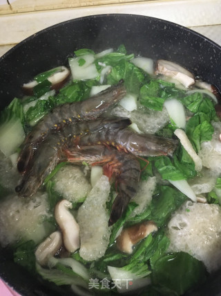 鲜虾海参面的做法步骤：3