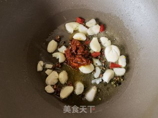 螺丝椒洋葱炒虾尾的做法步骤：5