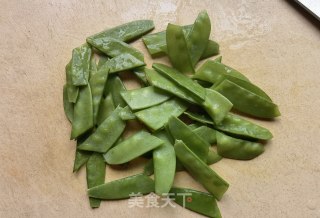荷兰豆樱桃萝卜拌牛肉的做法步骤：1