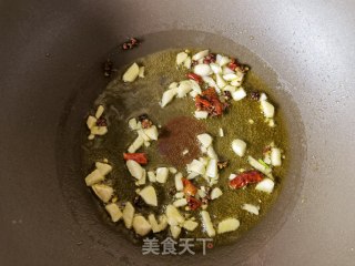 橄榄油炒茭白的做法步骤：4