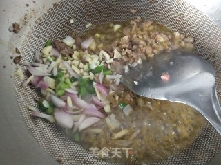 杏鲍菇肉卤的做法步骤：4