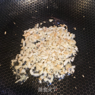 蒜蓉浇汁生菜的做法步骤：4