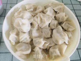 香芹大肉水饺的做法步骤：12